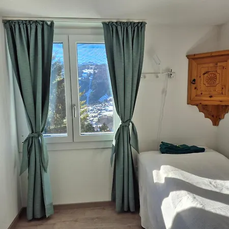 Bijou Mit Aussicht Lenk